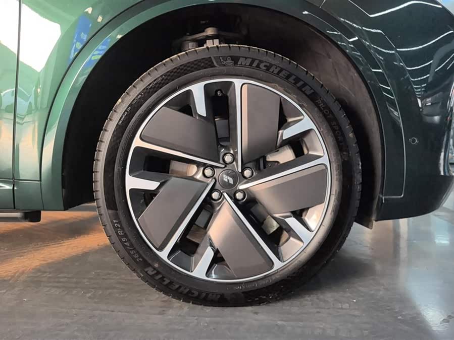 Li Auto L9 2025 Ultra Smart Refresh - zdjęcie 6