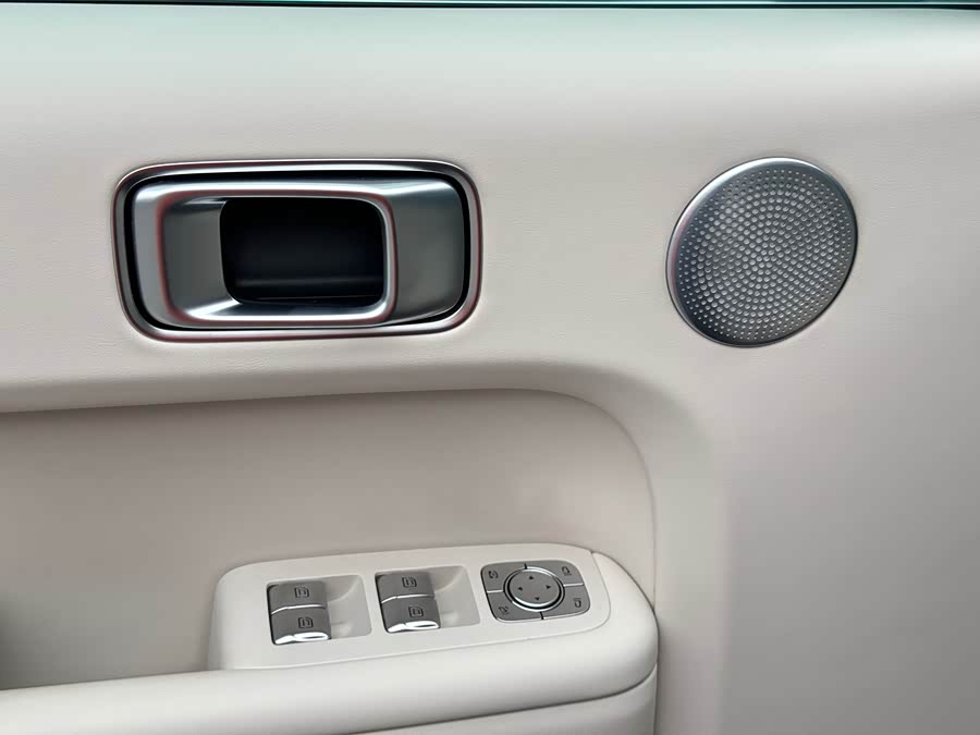Li Auto L9 2025 Ultra Smart Refresh - zdjęcie 7