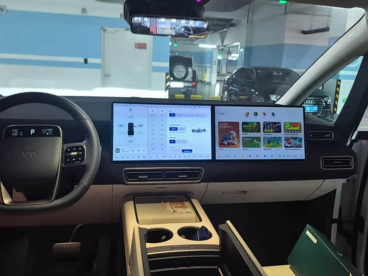 Li Auto MEGA 2025 Ultra Smart Refresh - zdjęcie 12