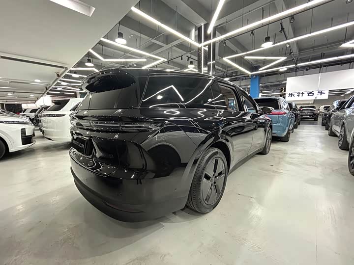 Li Auto i8 2025 Standard Edition - zdjęcie 14