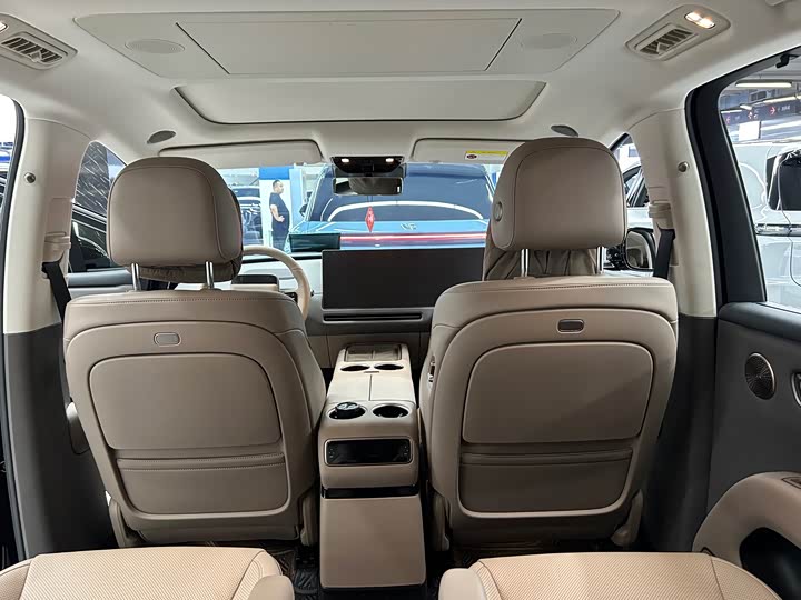 Li Auto i8 2025 Standard Edition - zdjęcie 20