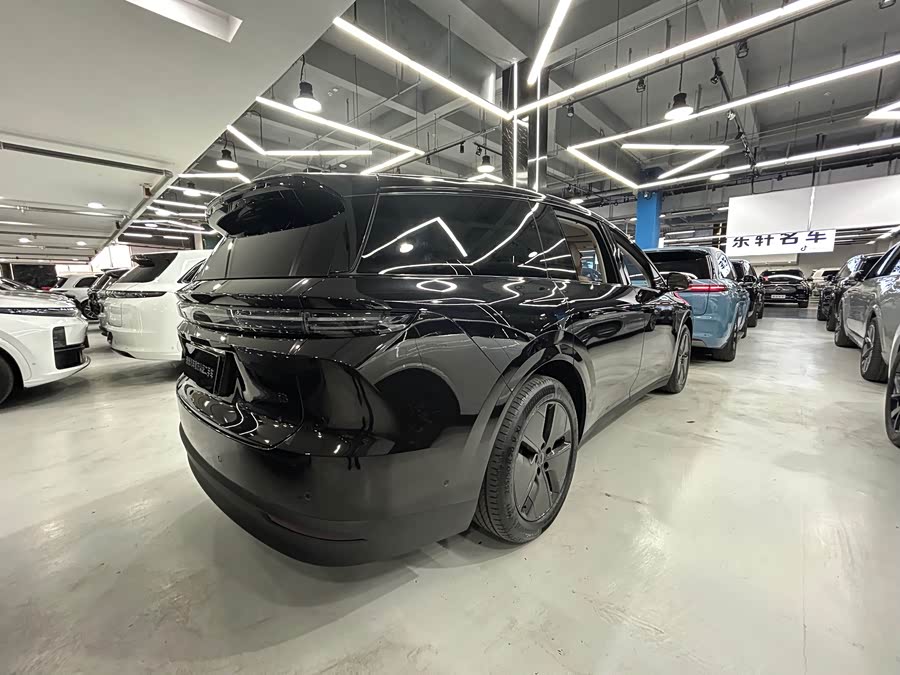 Li Auto i8 2025 Standard Edition - zdjęcie 4