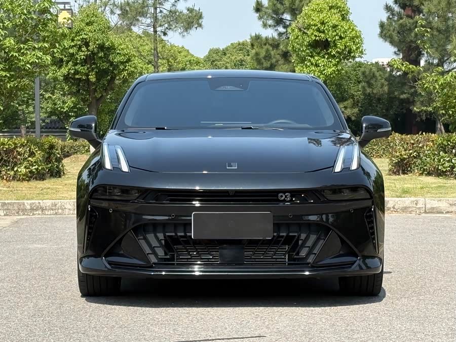 Lynk & Co 03 2.0T Auto Ultra - zdjęcie 3
