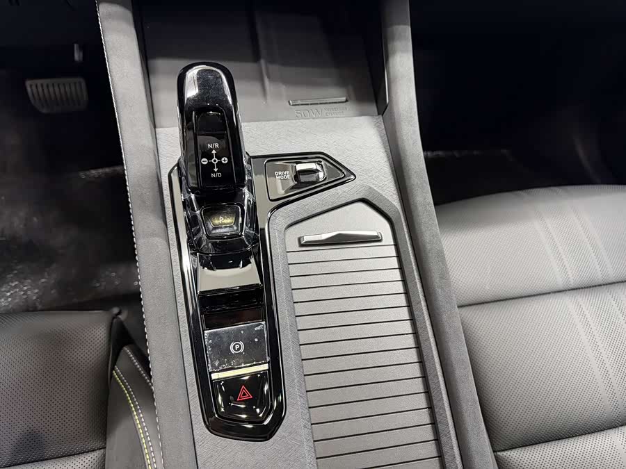 Lynk & Co 03 2.0T Auto Ultra - zdjęcie 7