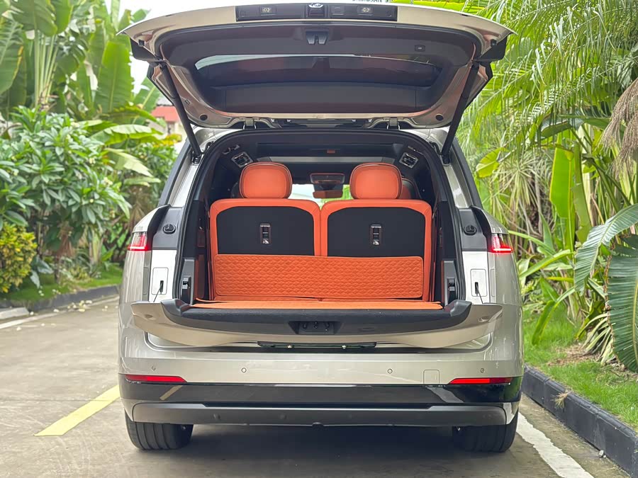 Lynk & Co 900 2025 1.5T Ultra 6-seater - zdjęcie 10