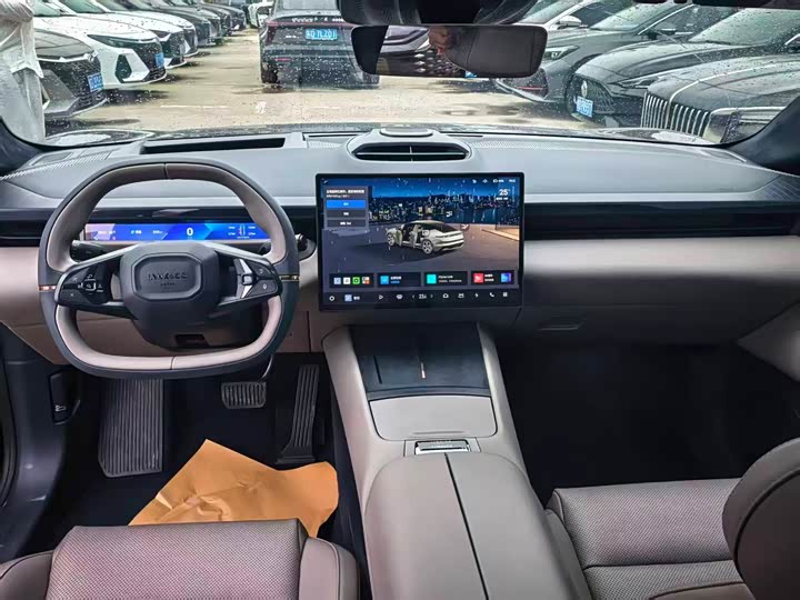 Lynk & Co Z10 2024 95kWh 806km RWD Intelligent Driving Max - zdjęcie 18
