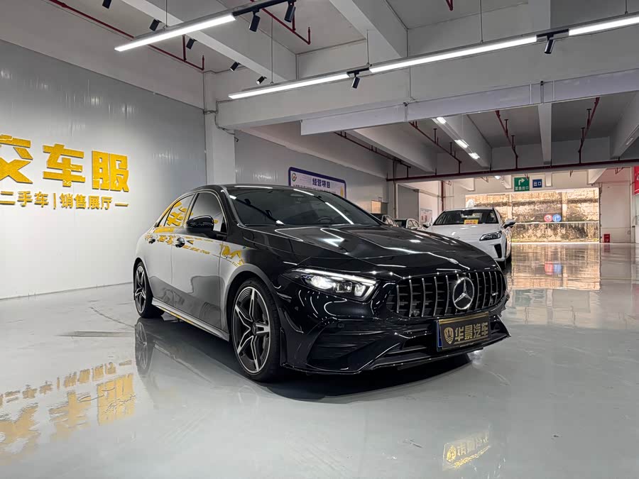 Mercedes-Benz A-Class AMG 2024 AMG A 35 L 4MATIC - zdjęcie 20