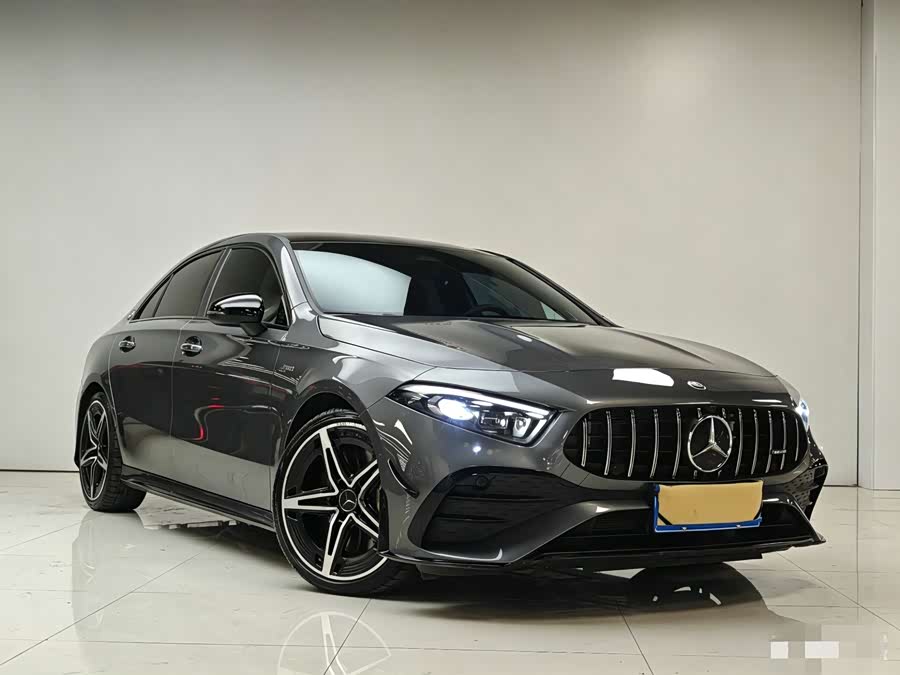 Mercedes-Benz A-Class AMG 2025 AMG A 35 L 4MATIC - zdjęcie 3