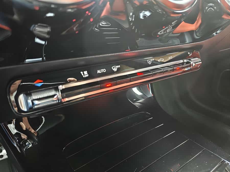 Mercedes-Benz A-Class AMG 2025 AMG A 35 L 4MATIC - zdjęcie 7
