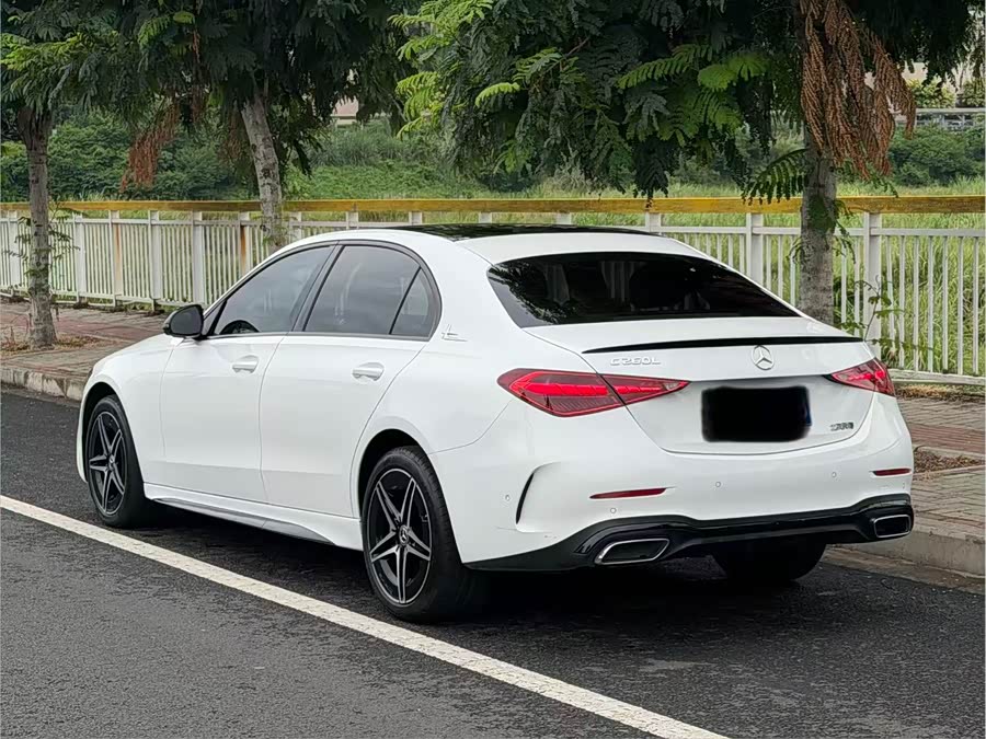 Mercedes-Benz C-Class 2024 C 260 L Night Sport - zdjęcie 6