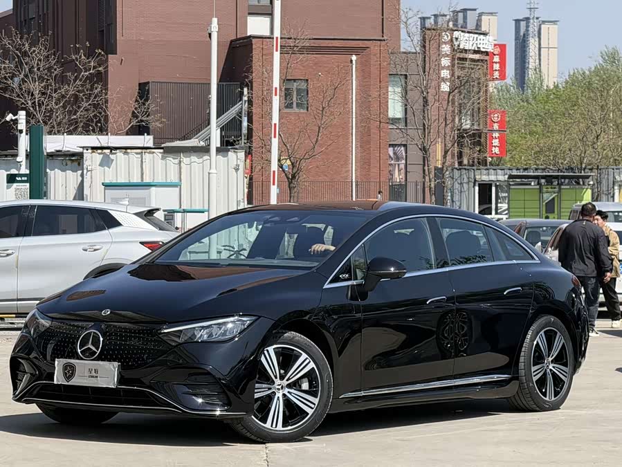 Mercedes-Benz EQE 2022 350 Luxury Edition - zdjęcie 3