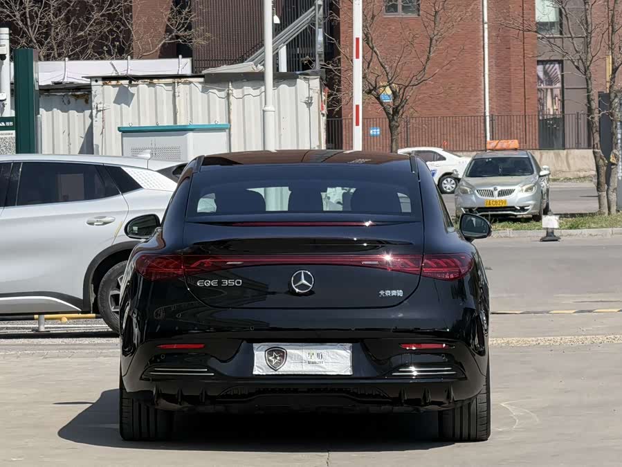 Mercedes-Benz EQE 2022 350 Luxury Edition - zdjęcie 5