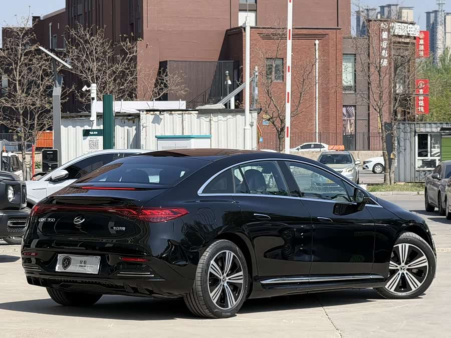 Mercedes-Benz EQE 2022 350 Luxury Edition - zdjęcie 6