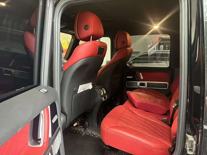 Mercedes-Benz G-Class 2022 G 500 - zdjęcie 15