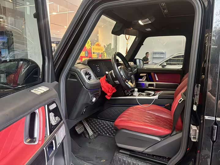Mercedes-Benz G-Class 2022 G 500 - zdjęcie 16