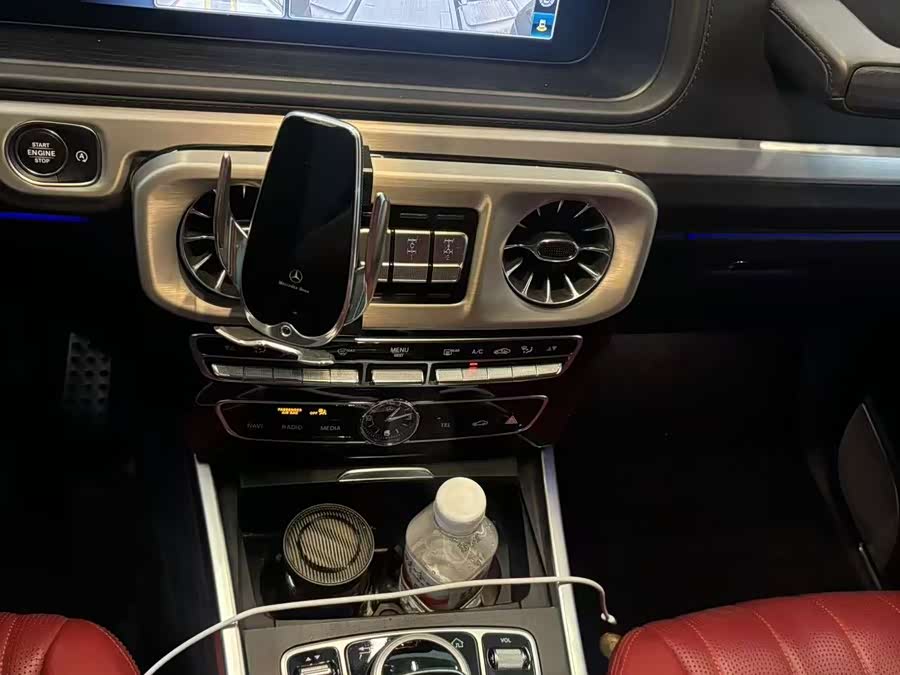Mercedes-Benz G-Class 2022 G 500 - zdjęcie 4
