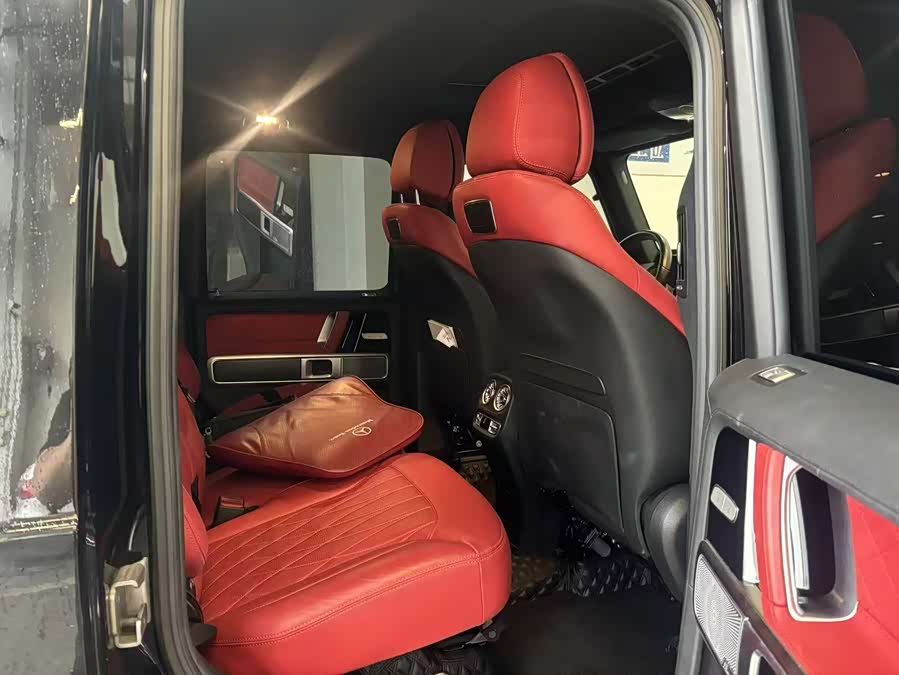 Mercedes-Benz G-Class 2022 G 500 - zdjęcie 8