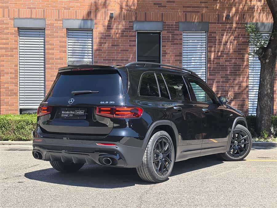 Mercedes-Benz GLB AMG 2024 AMG GLB 35 4MATIC - zdjęcie 3