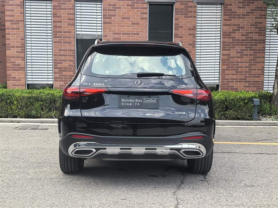 Mercedes-Benz GLC 2023 GLC 300 L 4MATIC Luxury 5-seater - zdjęcie 15