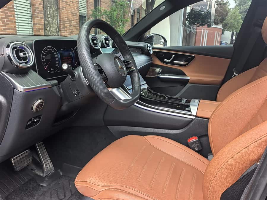Mercedes-Benz GLC 2023 GLC 300 L 4MATIC Luxury 5-seater - zdjęcie 5