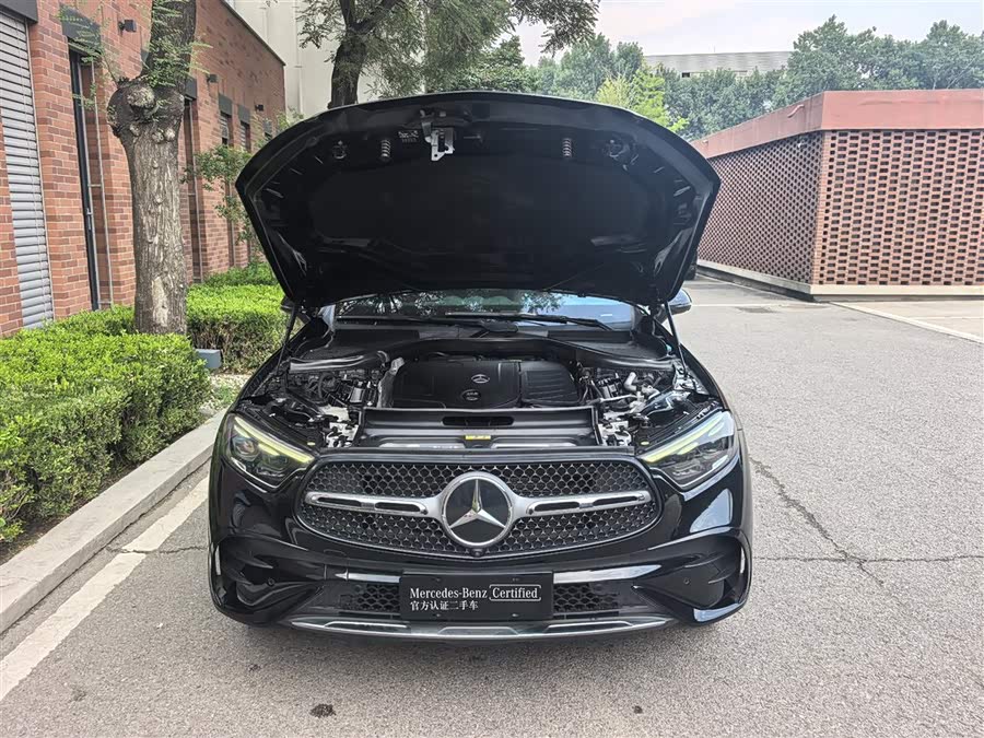 Mercedes-Benz GLC 2023 GLC 300 L 4MATIC Luxury 5-seater - zdjęcie 9