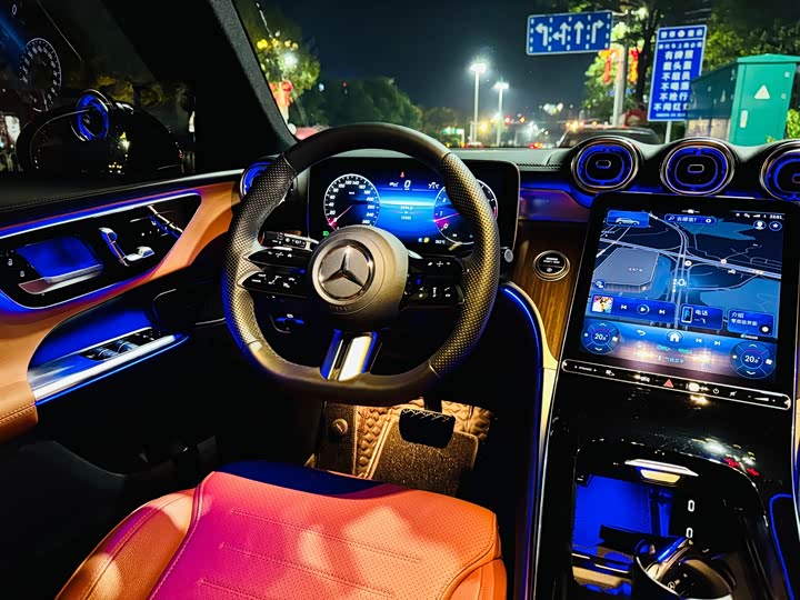 Mercedes-Benz GLC 2024 GLC 300 L 4MATIC Dynamic Type 5-Seater - zdjęcie 20
