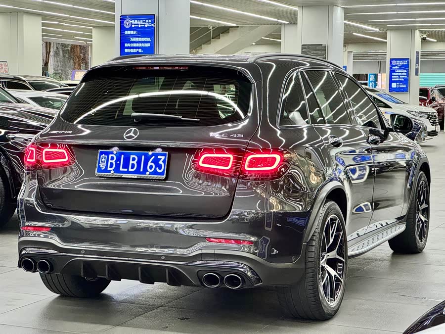 Mercedes-Benz GLC AMG 2022 AMG GLC 43 4MATIC - zdjęcie 16
