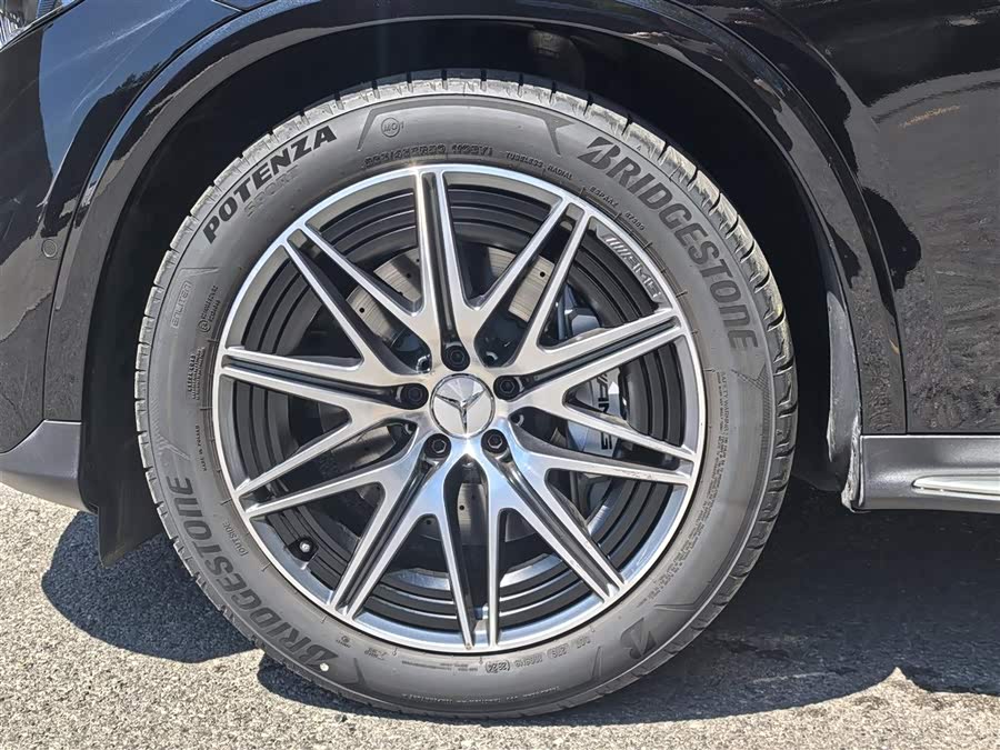 Mercedes-Benz GLC AMG 2025 AMG GLC 43 4MATIC - zdjęcie 13