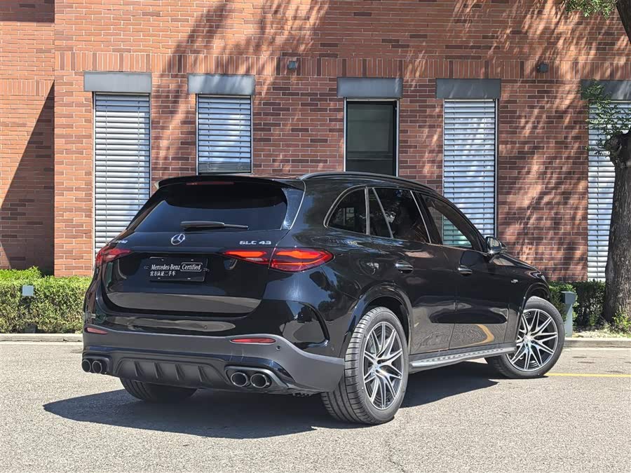 Mercedes-Benz GLC AMG 2025 AMG GLC 43 4MATIC - zdjęcie 3