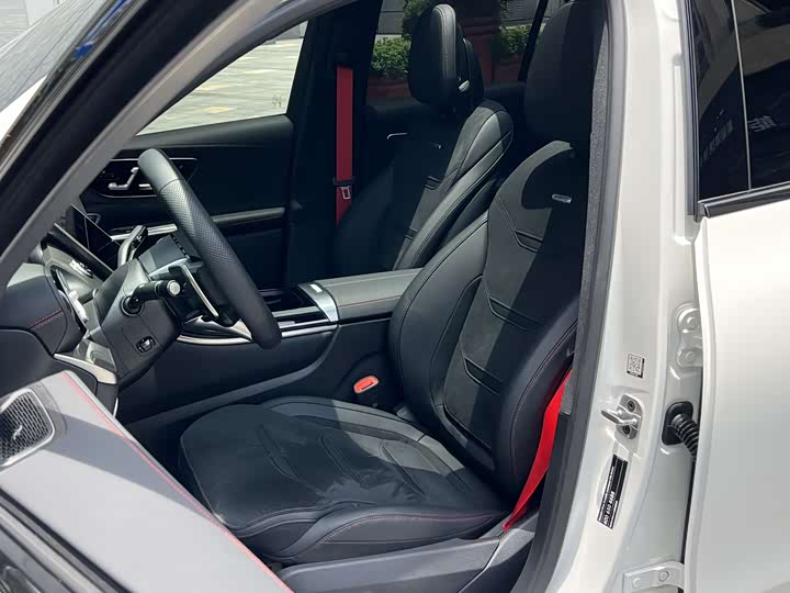 Mercedes-Benz GLC AMG 2026 AMG GLC 43 4MATIC - zdjęcie 13