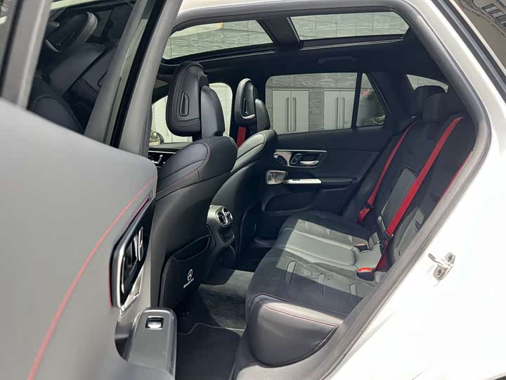 Mercedes-Benz GLC AMG 2026 AMG GLC 43 4MATIC - zdjęcie 15
