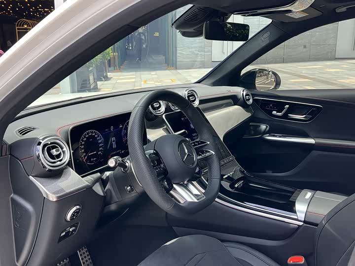 Mercedes-Benz GLC AMG 2026 AMG GLC 43 4MATIC - zdjęcie 16