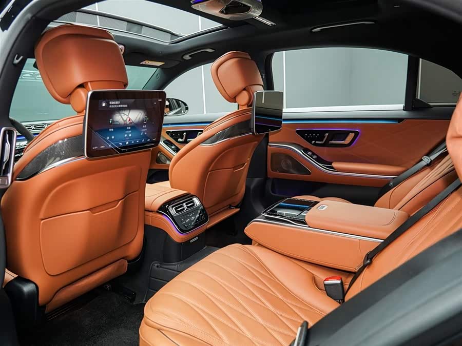 Mercedes-Benz S-Class AMG 2024 AMG S 63 L E Performance - zdjęcie 13