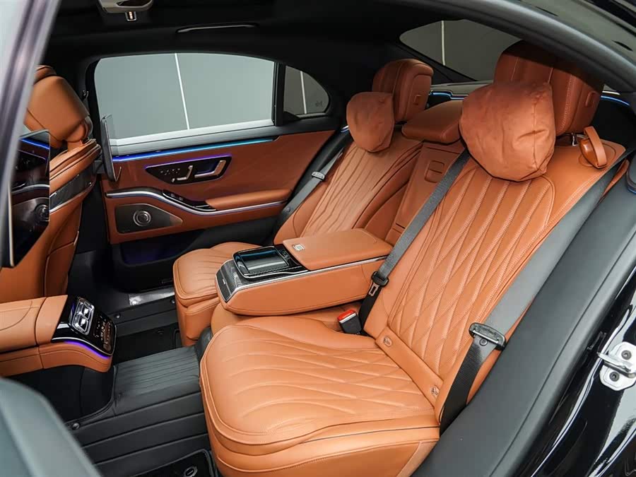 Mercedes-Benz S-Class AMG 2024 AMG S 63 L E Performance - zdjęcie 15