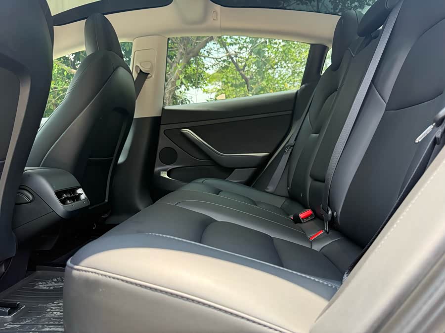 Model 3 2022 RWD - zdjęcie 6