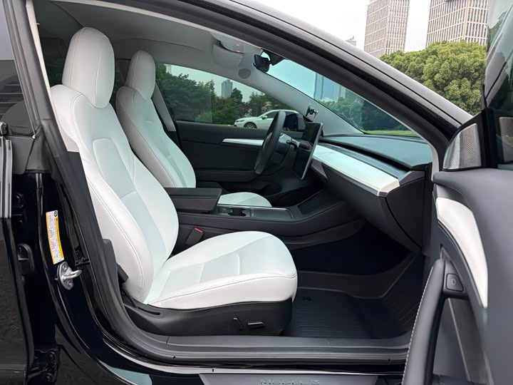 Model 3 2023 RWD - zdjęcie 15