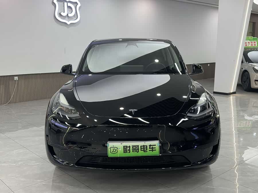 Model Y 2022 RWD - zdjęcie 2