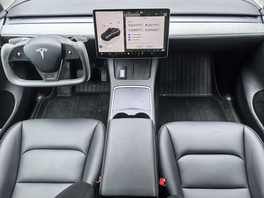 Model Y 2024 RWD - zdjęcie 11