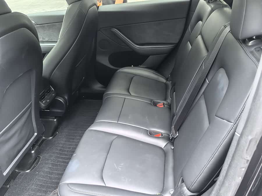 Model Y 2024 RWD - zdjęcie 12