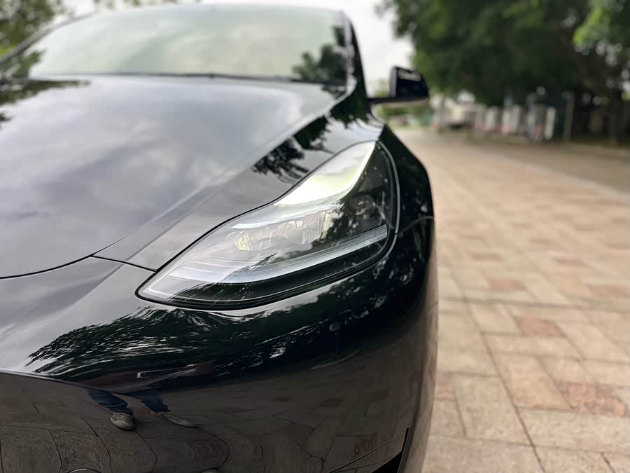 Model Y 2024 RWD - zdjęcie 15