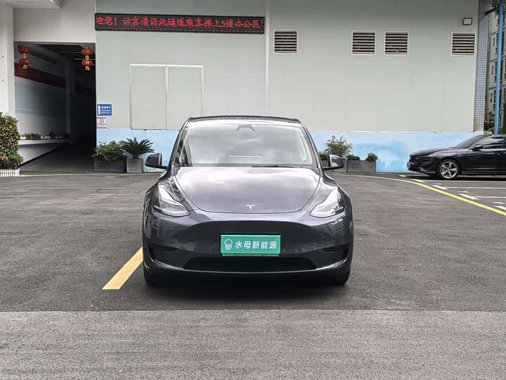 Model Y 2024 RWD - zdjęcie 17