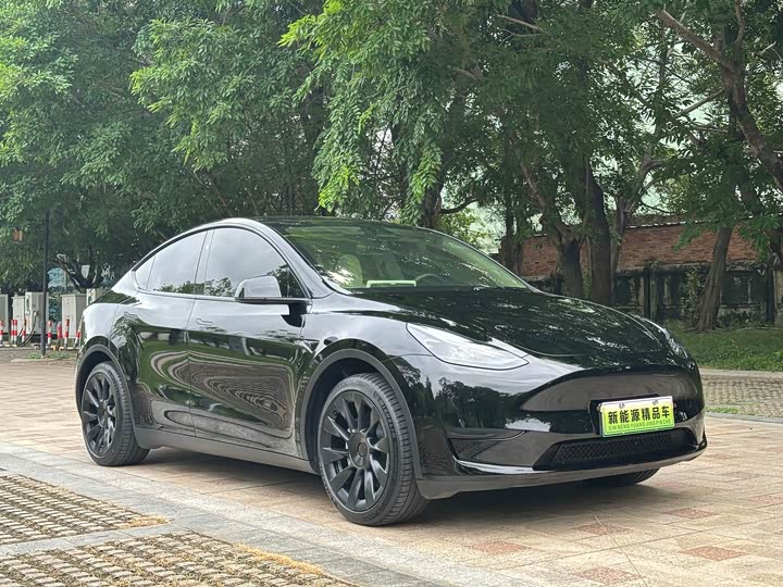 Model Y 2024 RWD - zdjęcie 20