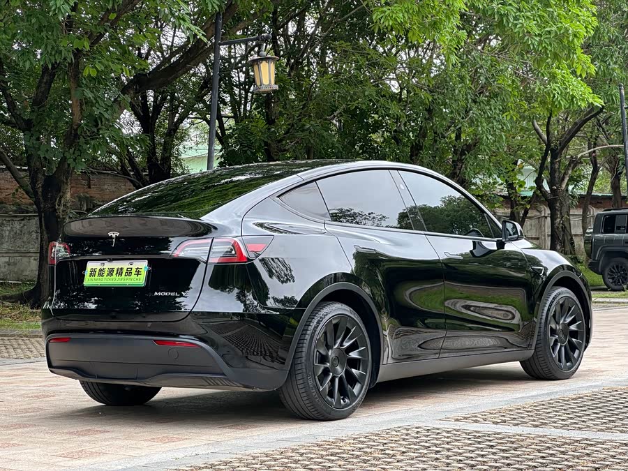 Model Y 2024 RWD - zdjęcie 5