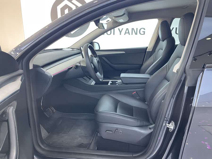 Model Y 2024 RWD - zdjęcie 5