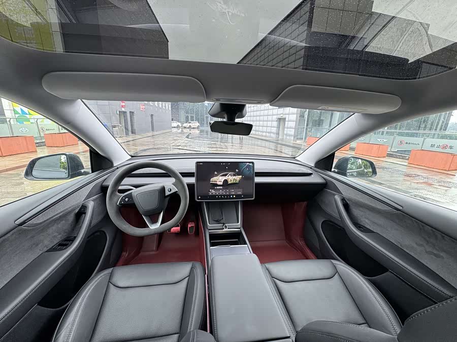 Model Y 2025 Long Range All-Wheel Drive First Edition - zdjęcie 10