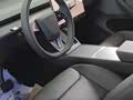 Model Y 2025 RWD - zdjęcie 16