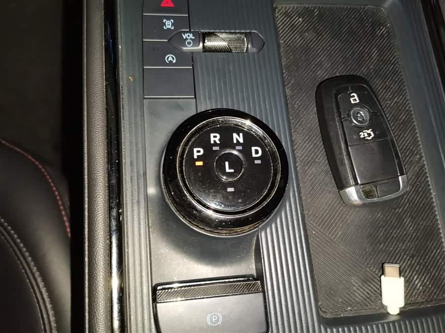 Mondeo 2023 EcoBoost 180 Comfort - zdjęcie 15