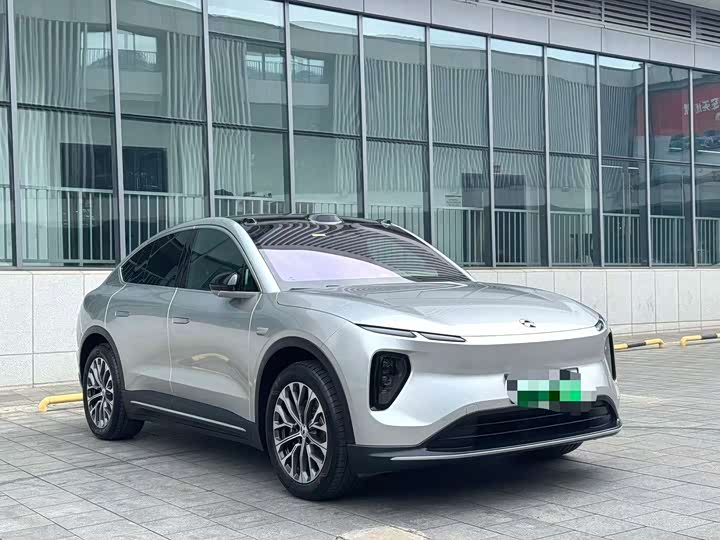 NIO EC6 2024 75kWh - zdjęcie 11