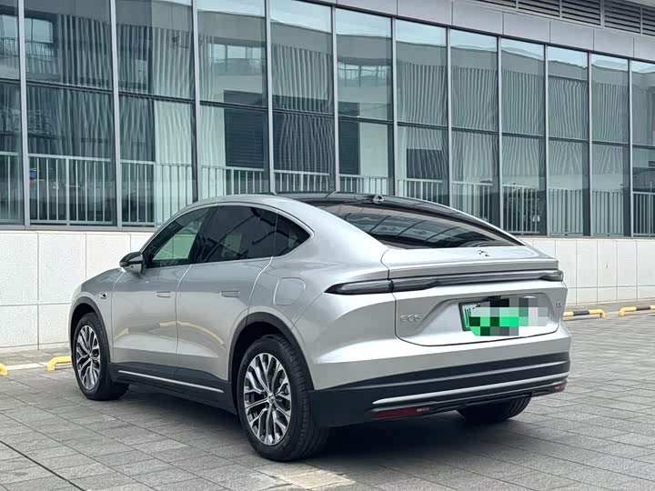 NIO EC6 2024 75kWh - zdjęcie 14