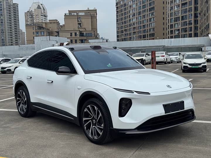 NIO EC6 2024 75kWh - zdjęcie 15